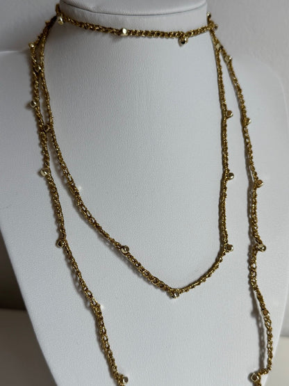 Collana con filo dorato e perline dorate